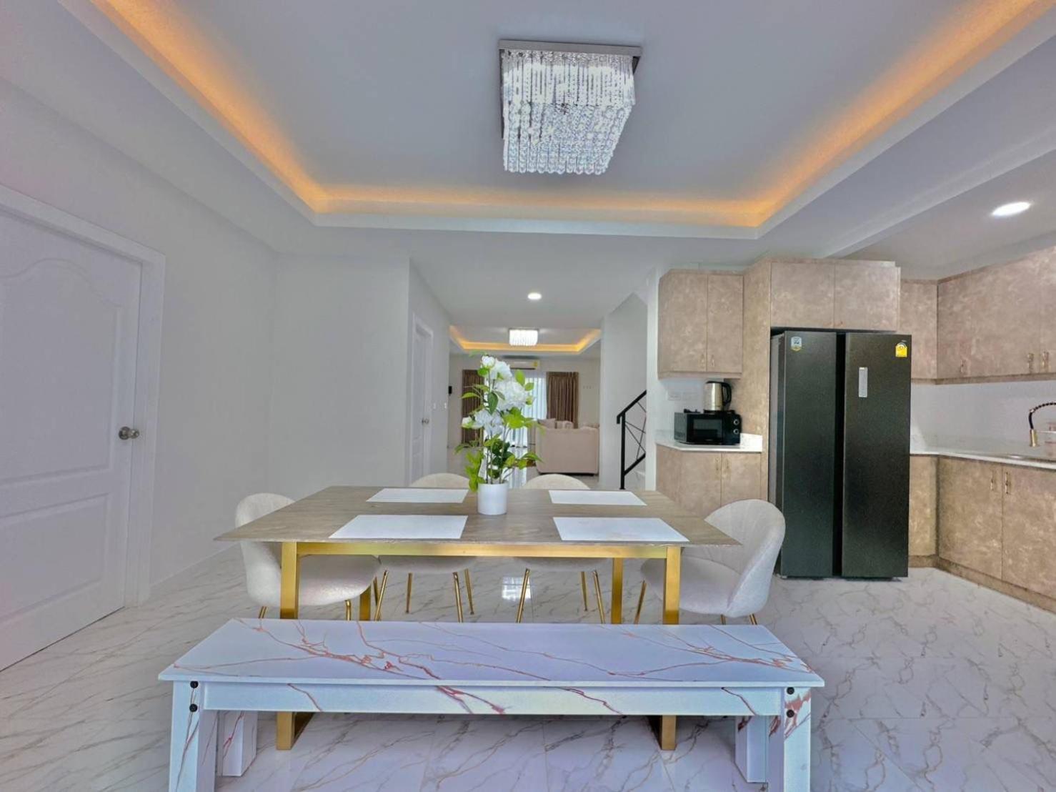 4Bedroom Pool Villa Near Walking St Bonk Pattaya Extérieur photo