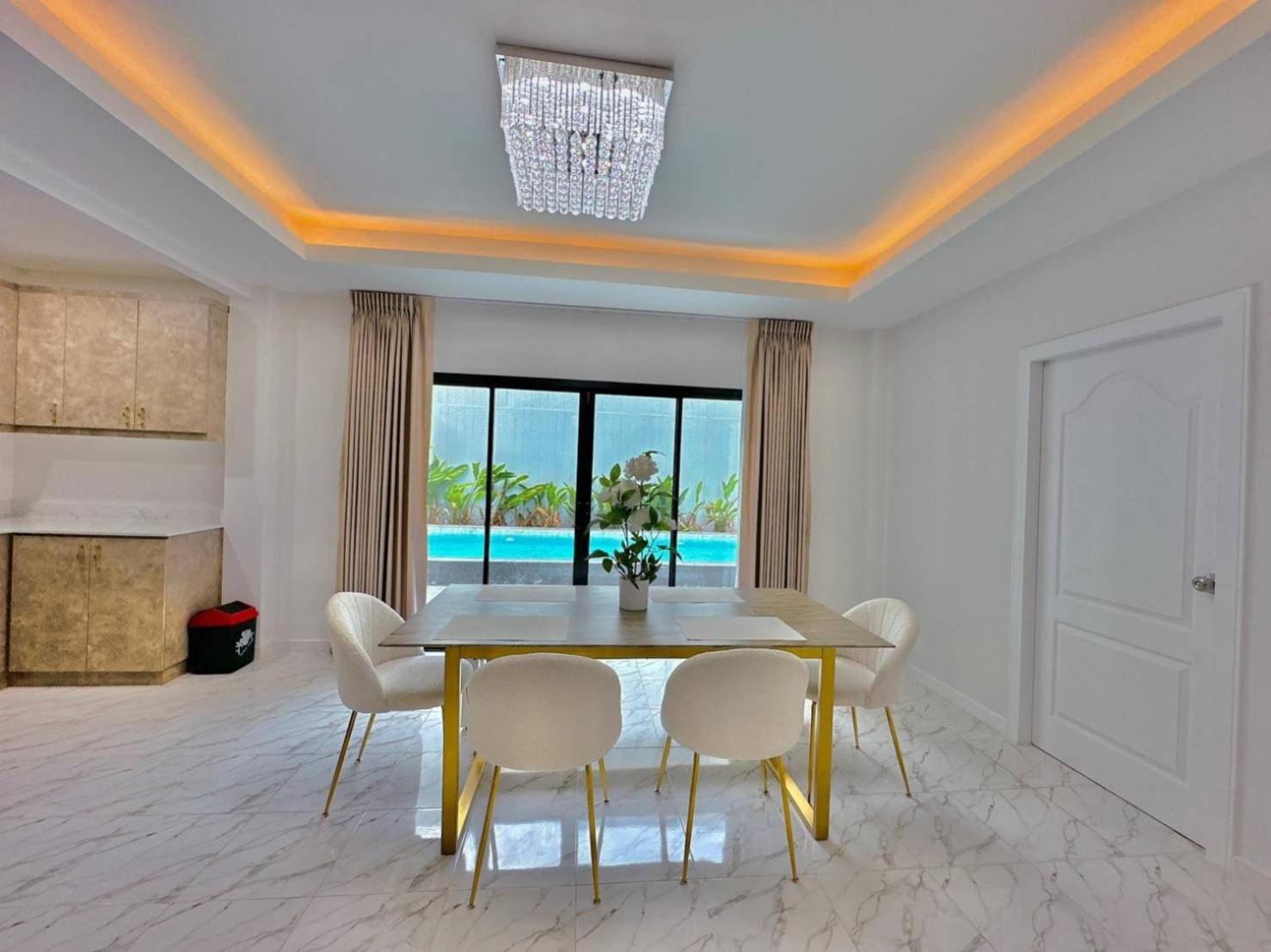 4Bedroom Pool Villa Near Walking St Bonk Pattaya Extérieur photo