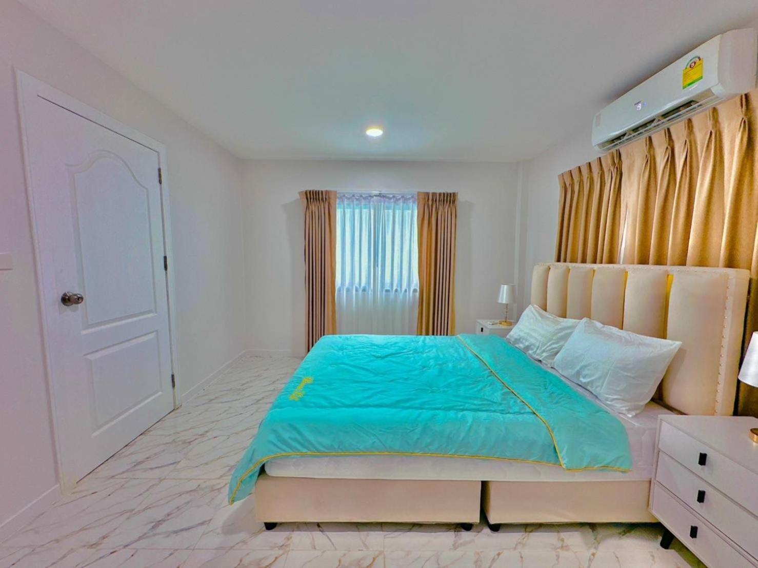 4Bedroom Pool Villa Near Walking St Bonk Pattaya Extérieur photo